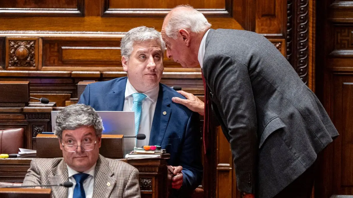 Parlamento bate récord de pedidos de informes, mientras en el gobierno consideran que las solicitudes están “estorbando” la gestión