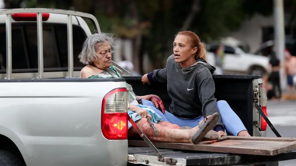 “Fueron los 7,8 segundos más largos de mi vida”, vecinos cuentan cómo vivieron los terremoto en Venezuela
