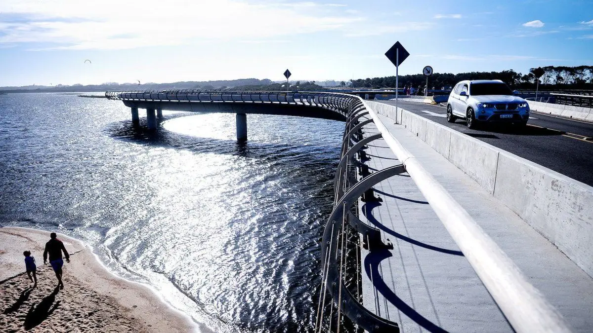 Dinacia avanza con el proyecto de un aeropuerto en Rocha entre lagunas, mientras ambientalistas piden frenarlo