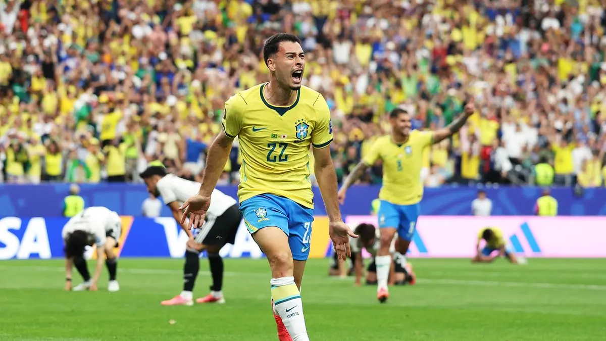 Agónica remontada de Brasil para clasificar a octavos de final del Mundial