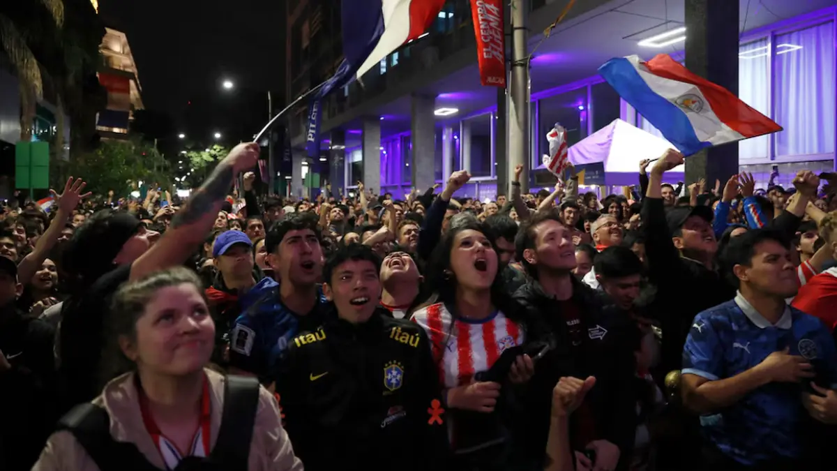 Paraguay venció a Alemania y el presidente Santiago Peña proclamó un feriado