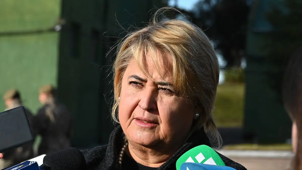 Lazo aclaró los tantos sobre el uso de vehículos militares: “No está definido todavía”
