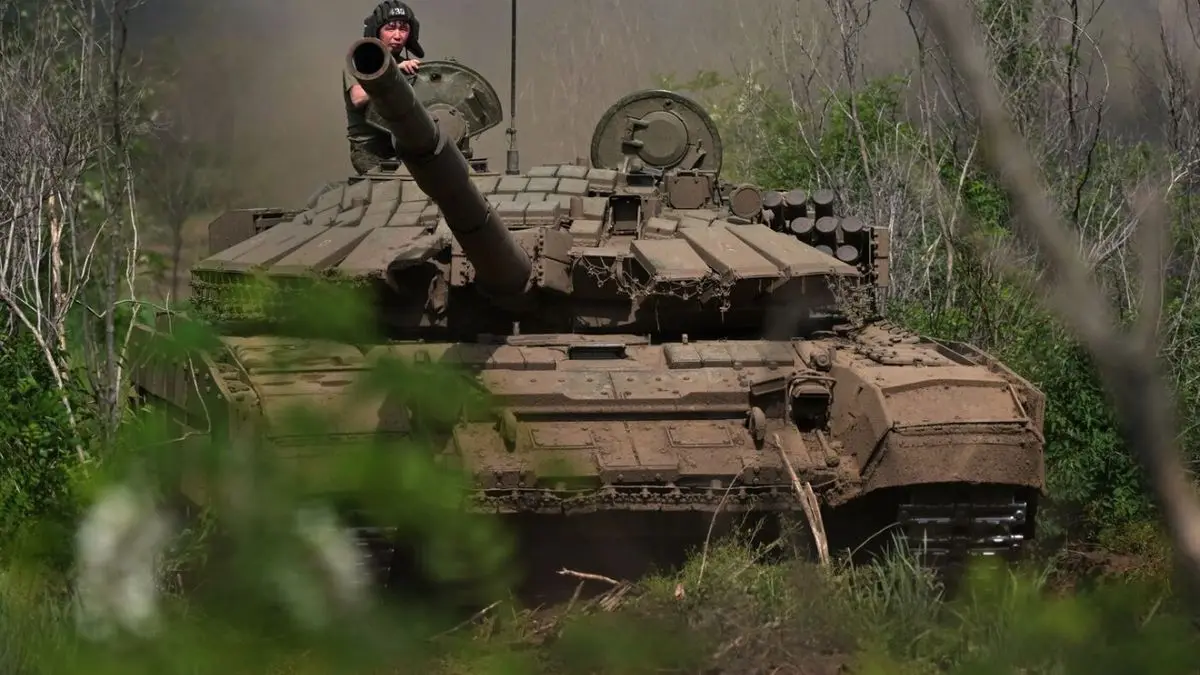 Fuerzas de Rusia ocupan estratégica ciudad del Donbás y continúan su avance en Ucrania