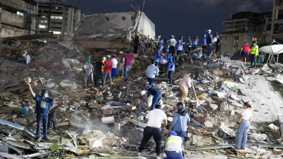 164 muertos y más de 900 heridos en Venezuela: las devastadoras imágenes que dejaron los sismos