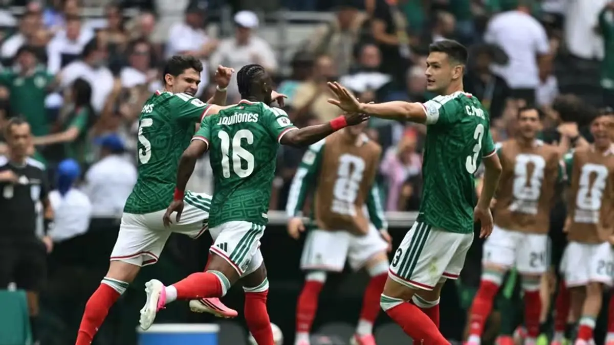 México derrota a Sudáfrica en el comienzo del Mundial