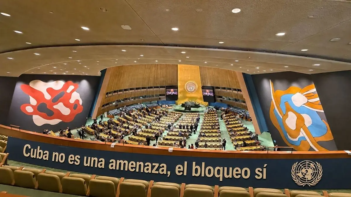 Lo que EEUU hace con Cuba es un crimen despiadado y nadie está hablando de esto
