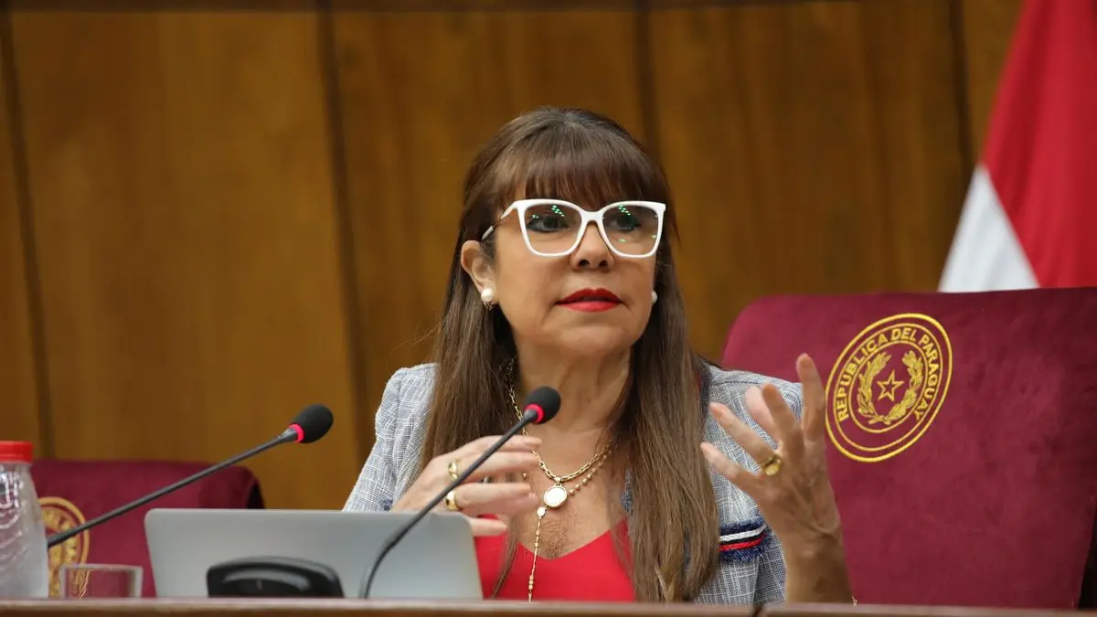 Senadora de Paraguay trató a Mbappé de “camerunés colonizado” y este le respondió fuertemente