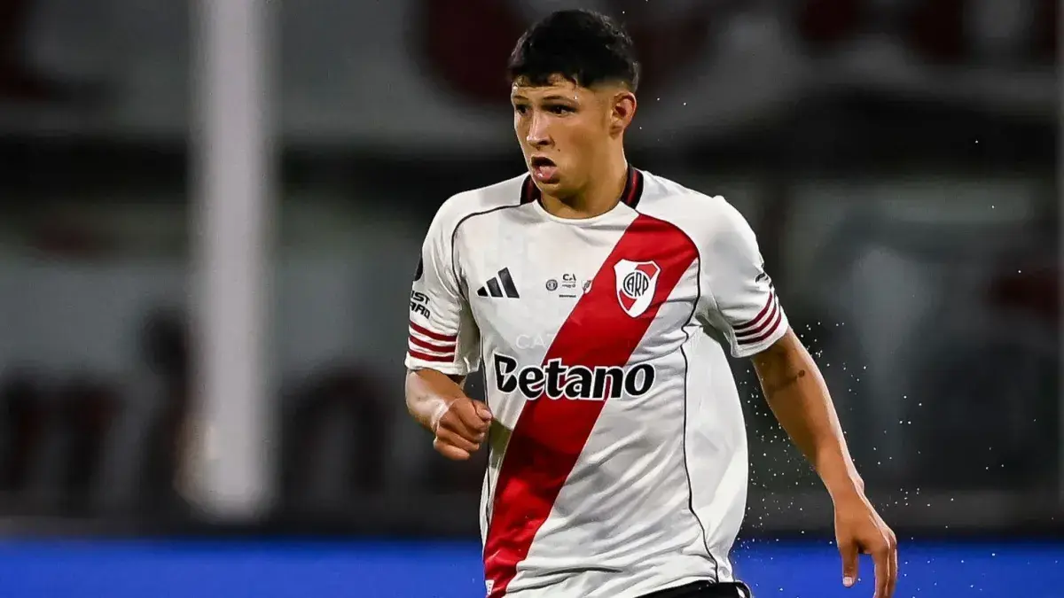 Peñarol: firmó Arezo, se va Angulo y llega el argentino Jaime