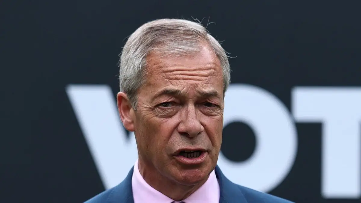 Reino Unido: Nigel Farage renuncia como diputado y lo acusan de recibir donaciones millonarias el mundo cripto