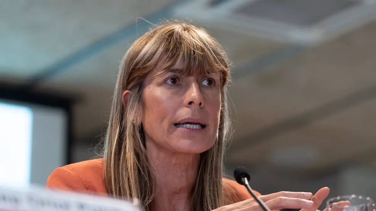 Begoña Gómez y su asesora deben entregar su pasaporte a la Justicia este miércoles