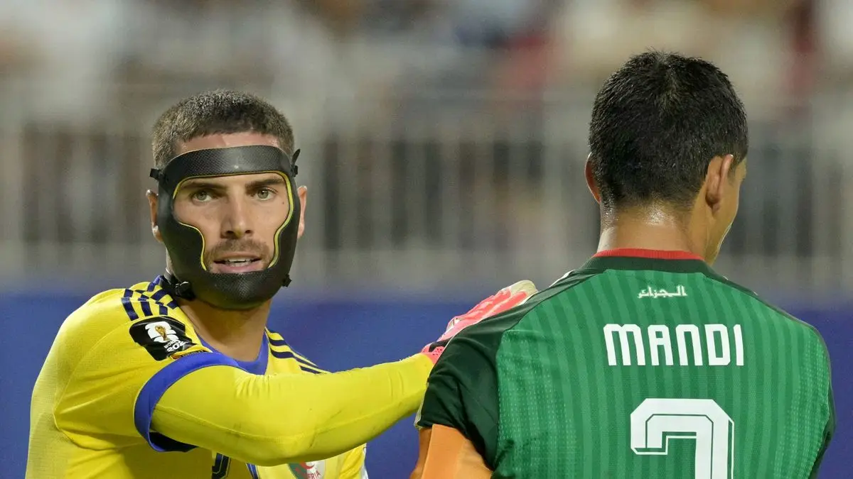 Luca Zidane, arquero de Argelia e hijo de Zinedine Zidane, admitió que recurrió a un psicólogo para lidiar con la presión en el Mundial 2026, y que su mamá es la principal crítica