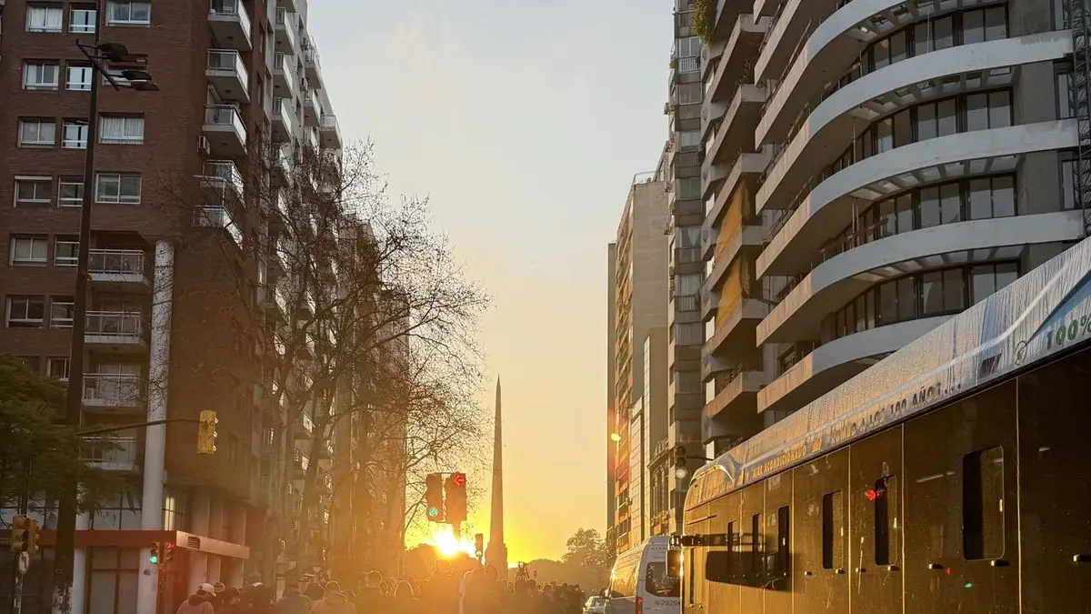 Convocan a presenciar la salida del Sol alineado con la Avenida 18 de Julio