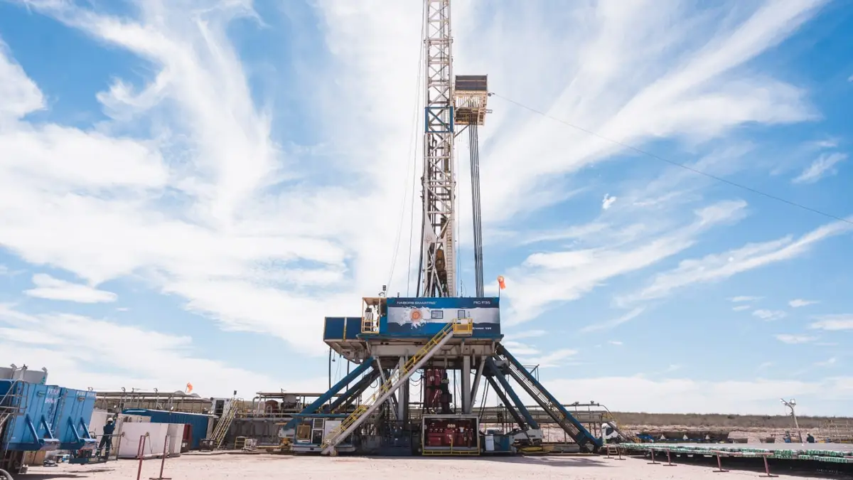 YPF incorpora a Eni y XRG al desarrollo del upstream del proyecto Argentina LNG