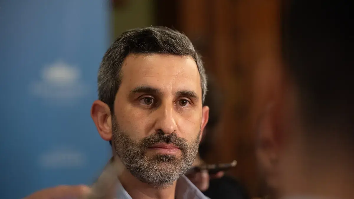 Senador Caggiani, del Frente Amplio, dijo que Orsi debe ser el presidente “más cristalino” de los últimos 10 años y que la oposición da “manija”