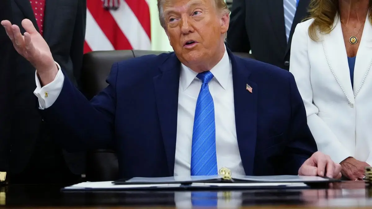 Estados Unidos e Irán llegaron a un acuerdo para poner fin a la guerra y abrir el estrecho de Ormuz