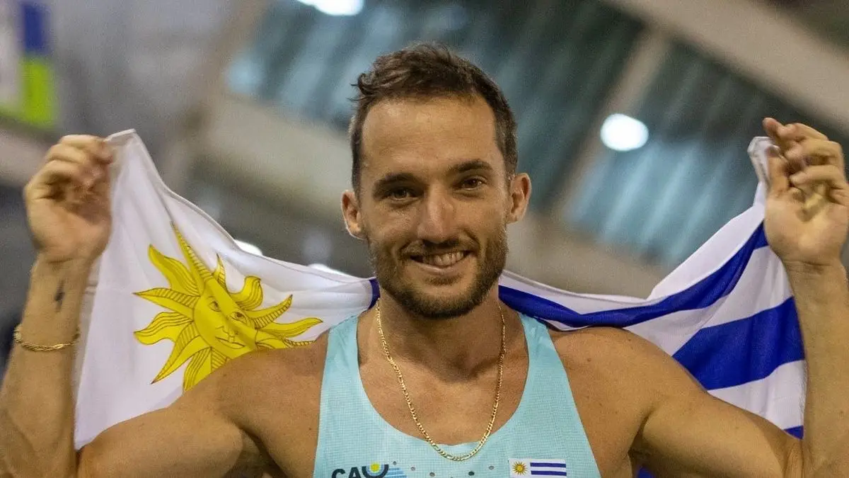 Emiliano Lasa, es símbolo viviente de la celeste, en su último intento logró la medalla de oro de salto largo en el Panamericano de Medellín; mirá el video