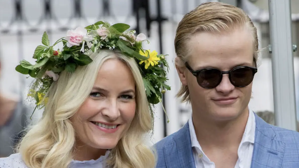 Escándalo en Noruega: Marius Borg, hijo de la princesa Mette-Marit, condenado a cuatro años de prisión