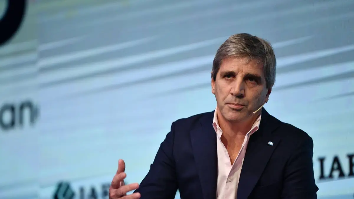 El riesgo país se encamina a quebrar los 400 puntos pero el Gobierno aún pagaría 8,5% para tomar deuda