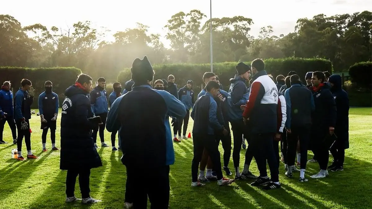 Sin Mejía ni Suárez, quiénes son los arqueros juveniles que llevó Jorge Bava a la silenciosa pretemporada de Nacional en Solanas: uno llegó desde Villa Española tras destacarse pese a un 0-12