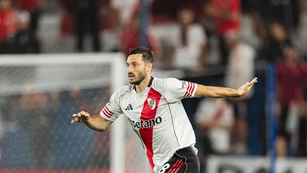 El futuro incierto de Matías Viña tras el mal debut con Uruguay en el Mundial 2026: sin lugar con Coudet en River Plate argentino que lo quiere devolver a Flamengo, que no lo necesita