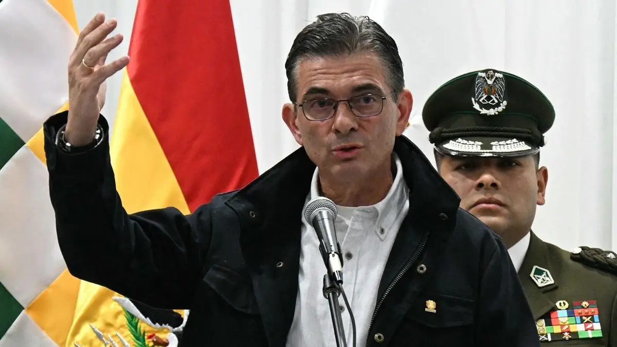Rodrigo Paz declara el estado de excepción en Bolivia “para liberar las carreteras del país”