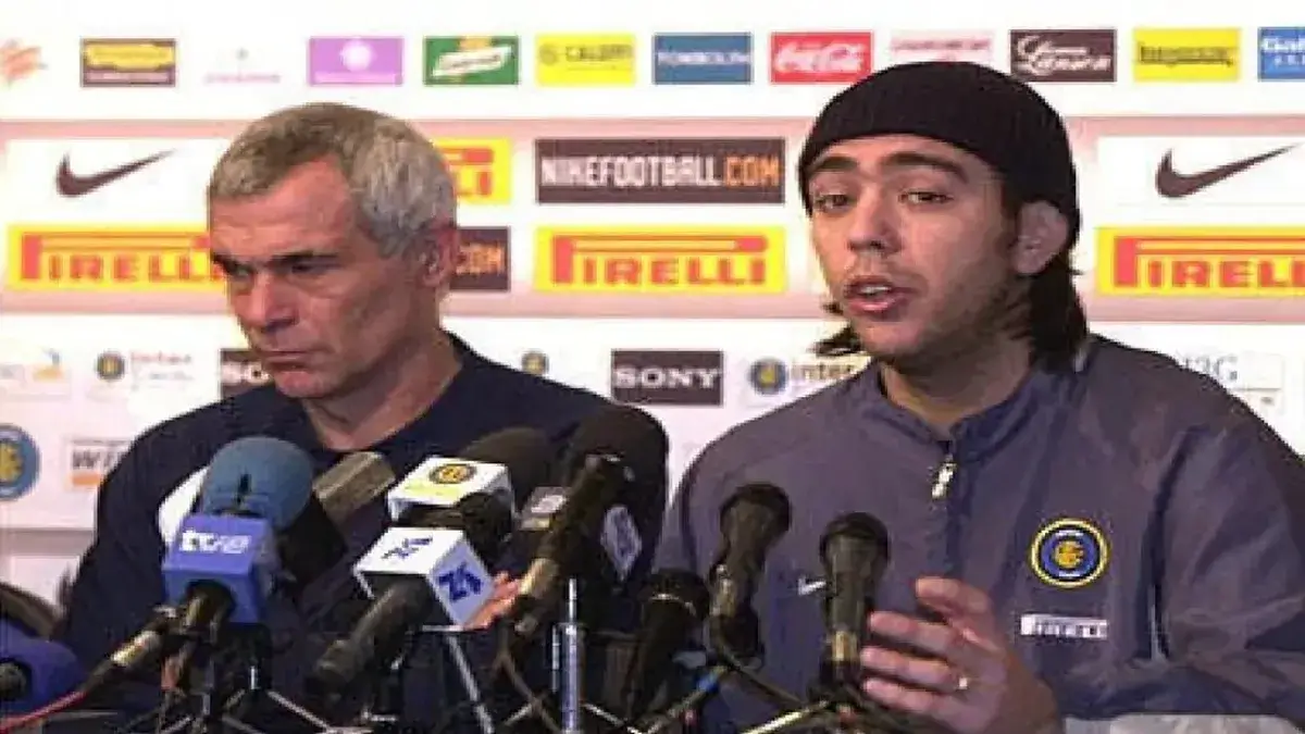 El rival de Nacional: el debut del reconocido entrenador argentino Héctor Cúper es la gran novedad en Universitario; repasá sus anécdotas en Inter con Recoba, Ronaldo y Vieri