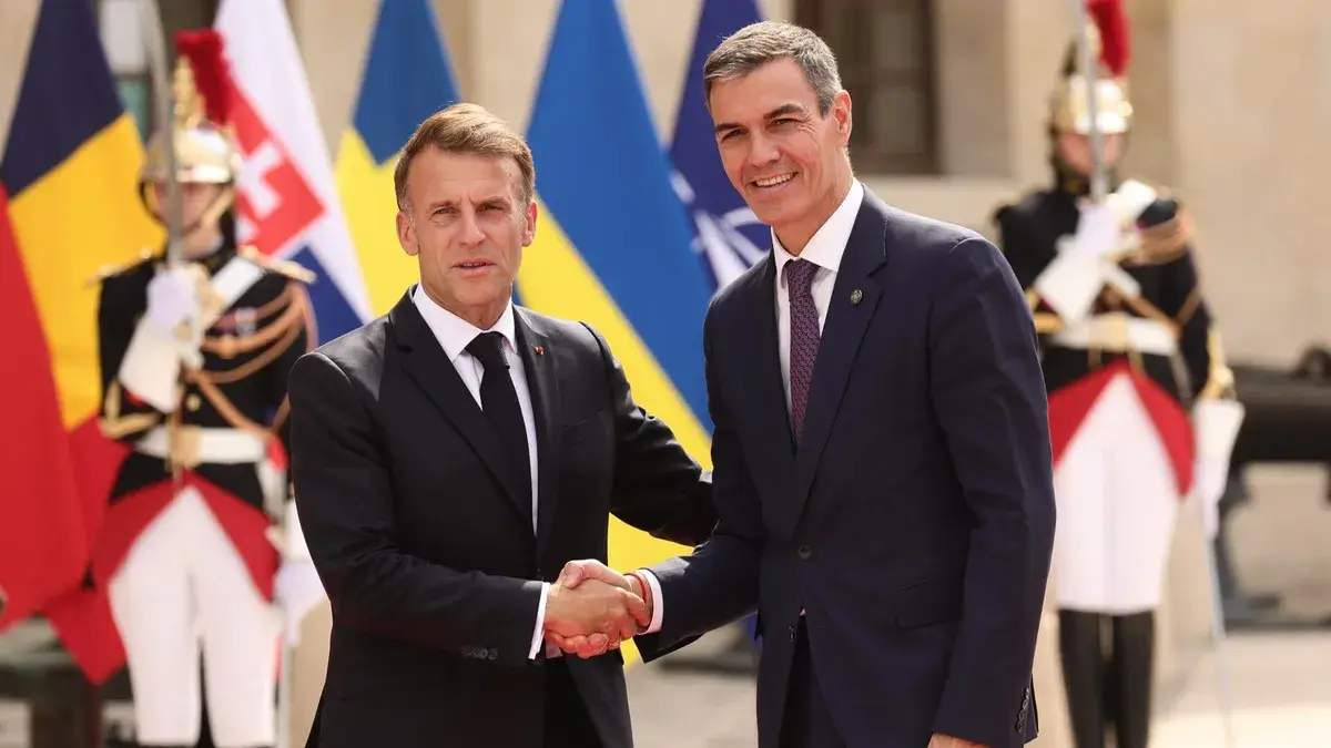 Sánchez y Macron se reúnen en París antes del decisivo duelo España-Francia y tras los polémicos dichos de Rajoy