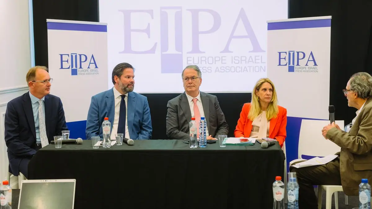 Un encuentro de diputados, diplomáticos y periodistas en Bruselas para mantener abiertos los puentes entre la Unión Europea e Israel