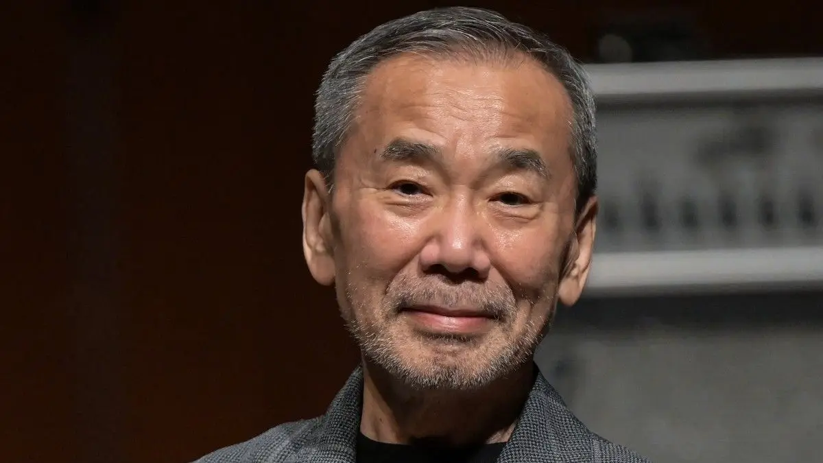“Probablemente la IA no pueda hacer eso”: Haruki Murakami tiene nueva novela y confía en la humanidad de su literatura
