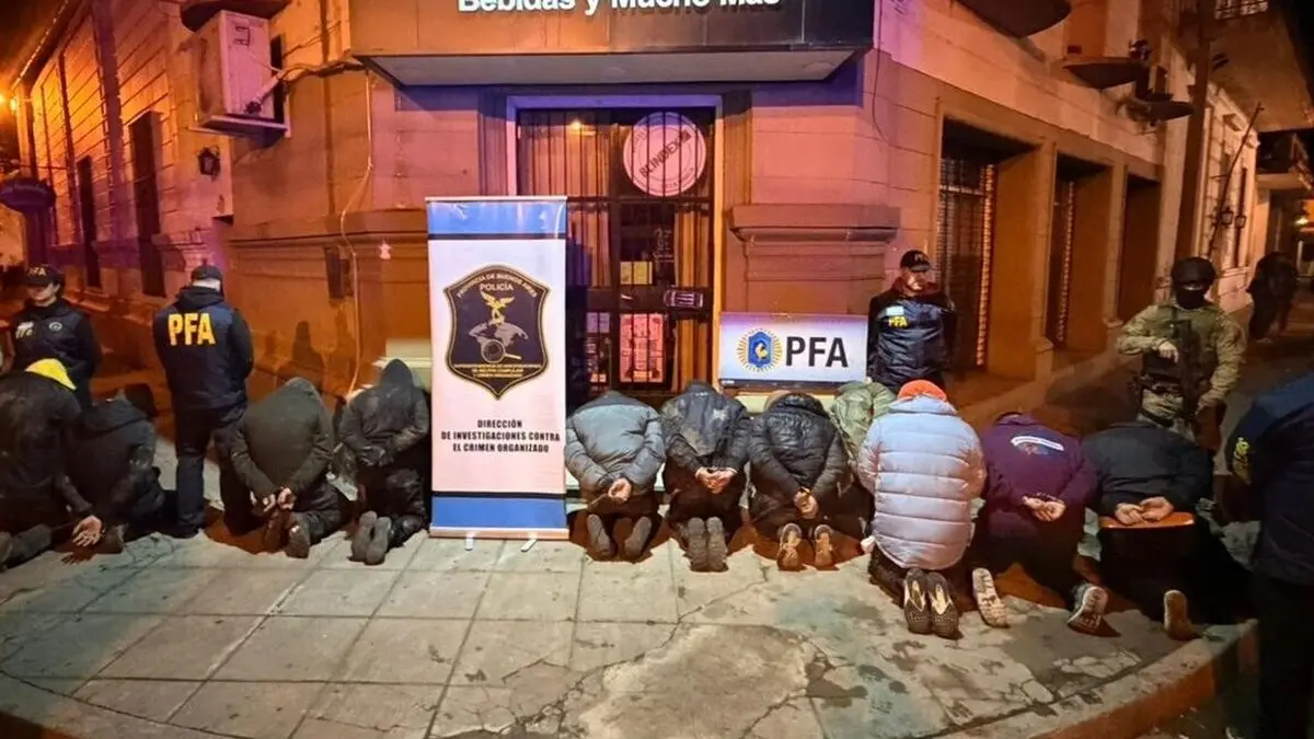 Desbarataron a una banda que planeaba robar dos bancos en Argentina: cuál era el rol clave del experto uruguayo