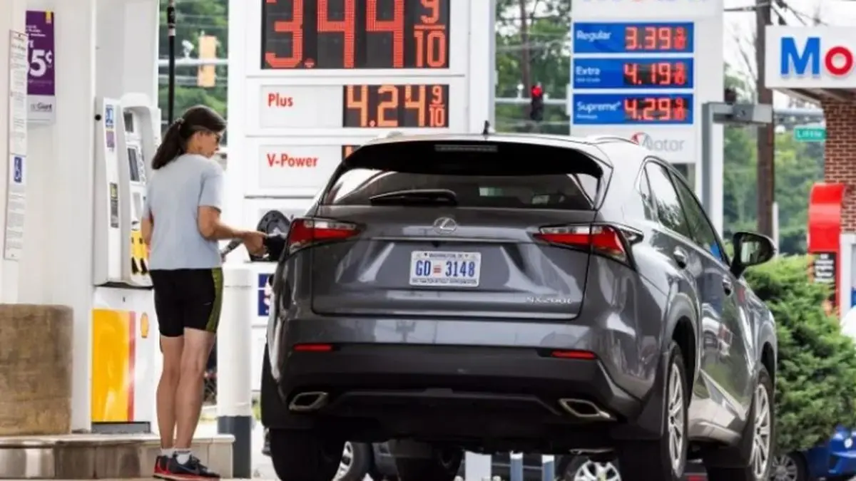 La inflación en EEUU se enfrió más de lo previsto en junio, pero hay alerta por el reciente repunte del petróleo