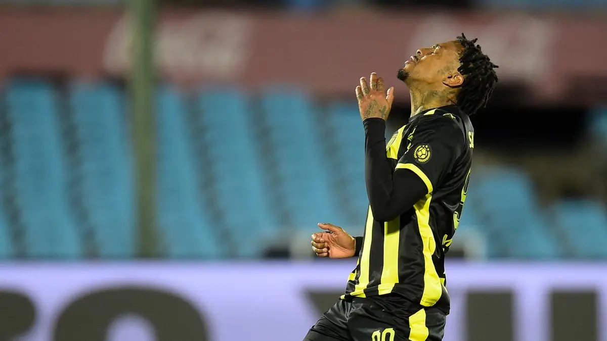 La insólita jugada con la que Peñarol, inspirado en el Mundial 2026, inició su segundo tiempo contra Racing