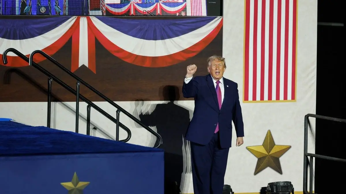 Trump reflota la idea de la “amenaza comunista” en celebraciones por 250 años de EEUU, con miras a las midterms