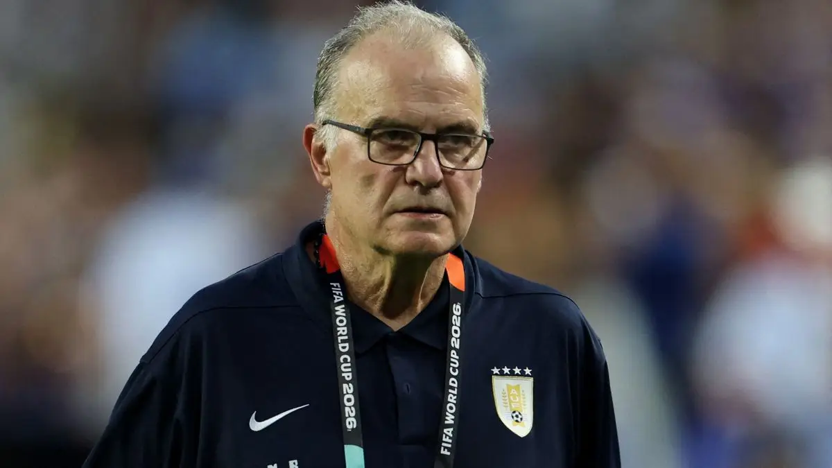 Marcelo Bielsa se une a la lista de siete entrenadores del Mundial 2026 que buscan equipo tras quedar eliminados con sus selecciones