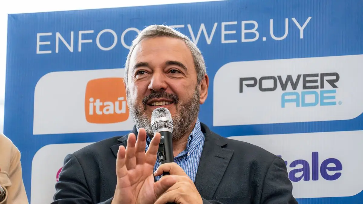 Medio millón de contenedores domiciliarios, veredas financiadas y préstamo de US$ 260 millones: el plan de Bergara para transformar Montevideo