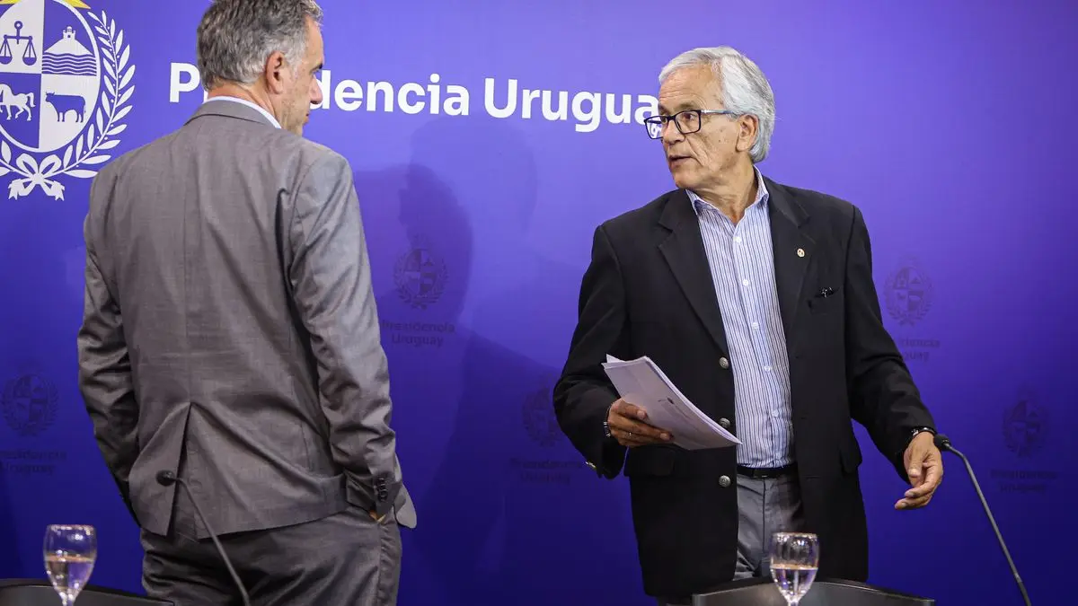 Castillo tras polémica por blindados del Ejército: “Ya dimos nuestra opinión” y “públicamente no conviene mas debatir eso”