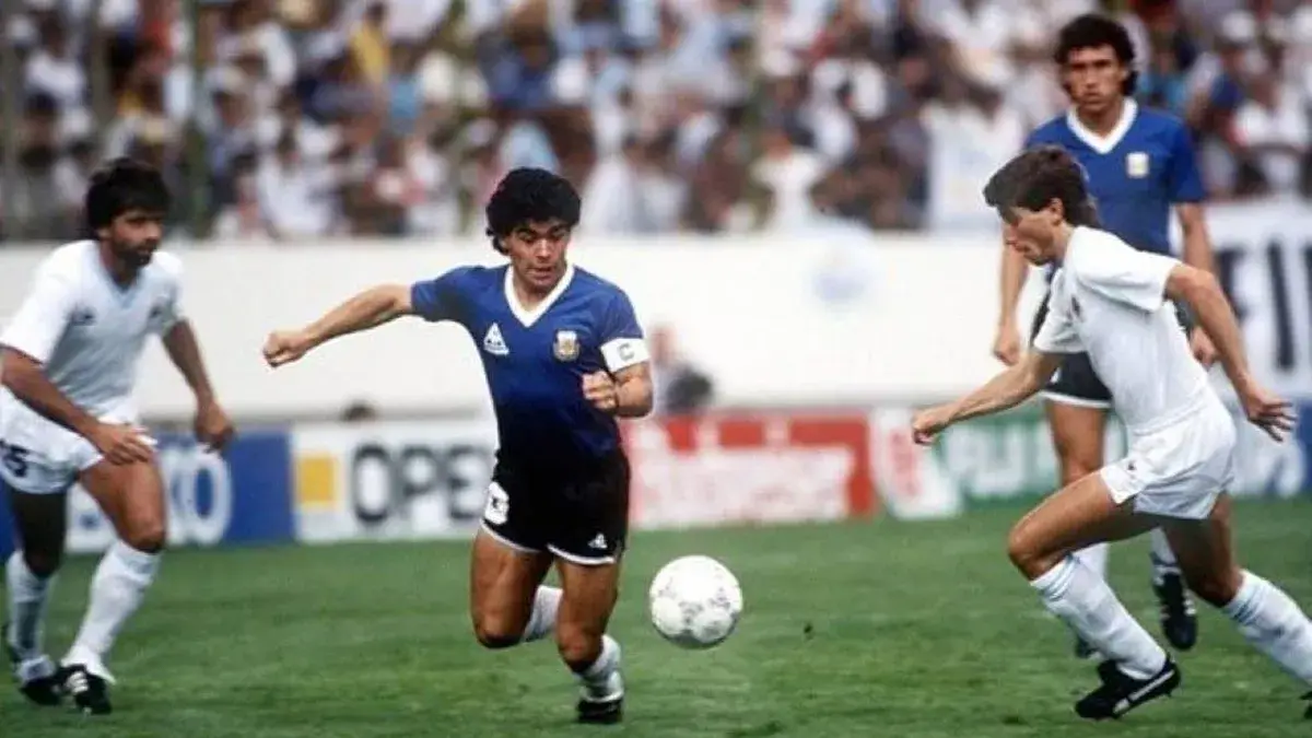 Qué se siente al jugar un Mundial? Chengue Morales, Andrés Scotti, Eduardo Acevedo y Jorge Barrios contaron a Referí sus sensaciones y cuáles fueron las mejores camisetas que cambiaron; mirá el video
