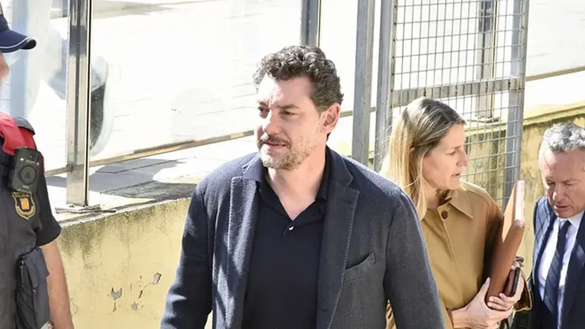 Jonathan Andic, acusado por la muerte de su padre, deja temporalmente la vicepresidencia de Mango