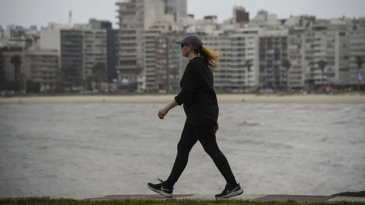 Desembarcó en Uruguay la app argentina que da premios por caminar y ya suma más de 20.000 usuarios: así funciona