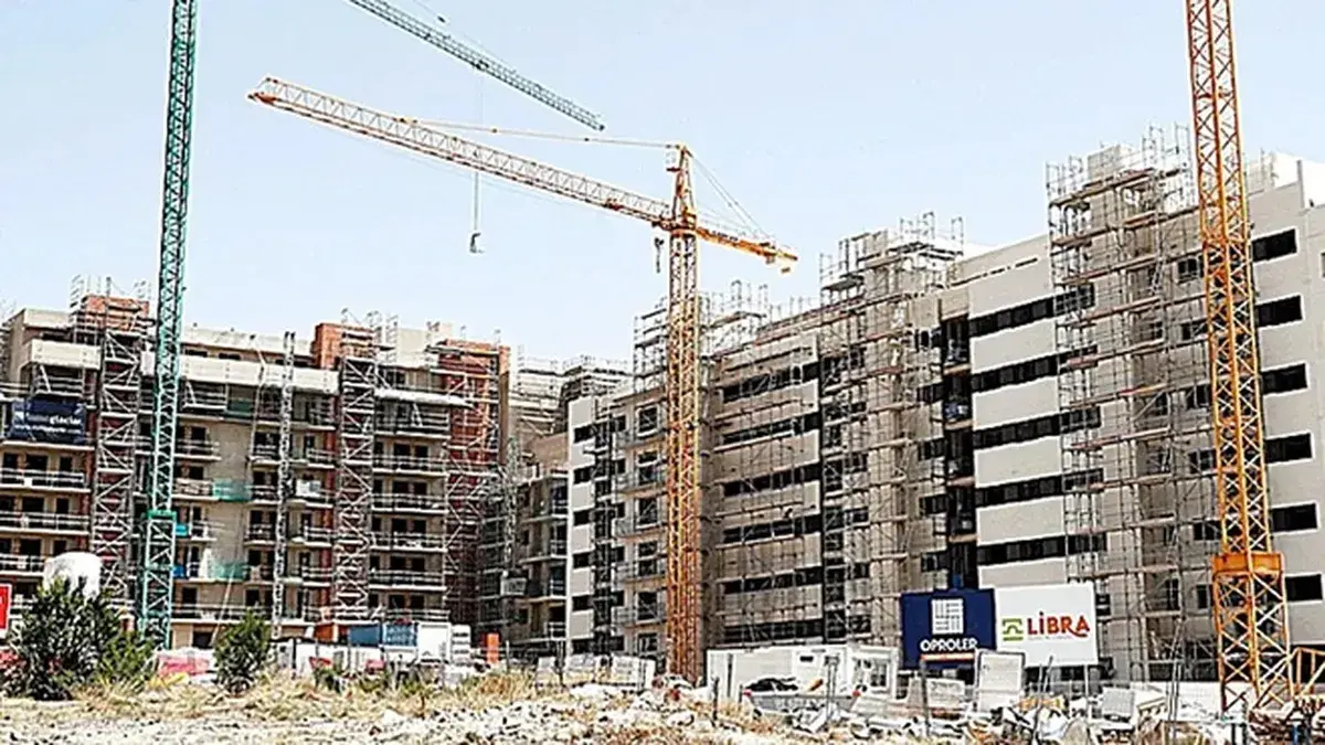 Los expertos prevén una caída de la demanda de vivienda por la subida precios y de tipos