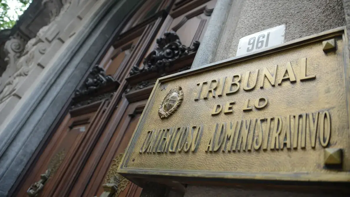 “Retroceso” en normas que regulan la justicia administrativa: eliminan derecho de las personas a pedir que el Estado les responda