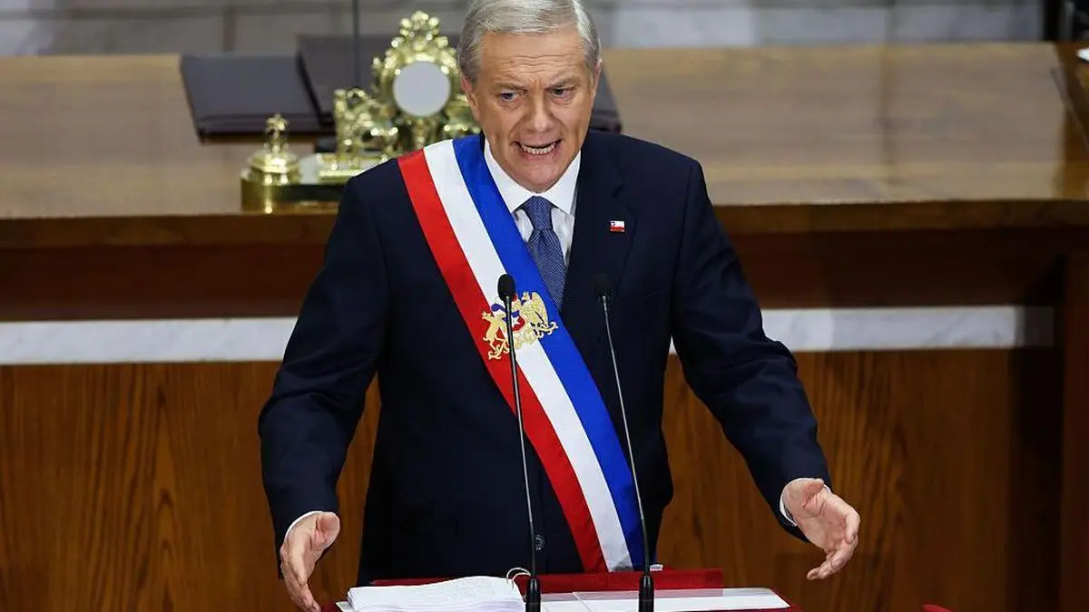 Qué ventajas y riesgos tiene la polémica propuesta de Kast de reducir el impuesto a las empresas en Chile (y por qué la comparación internacional puede ser engañosa)