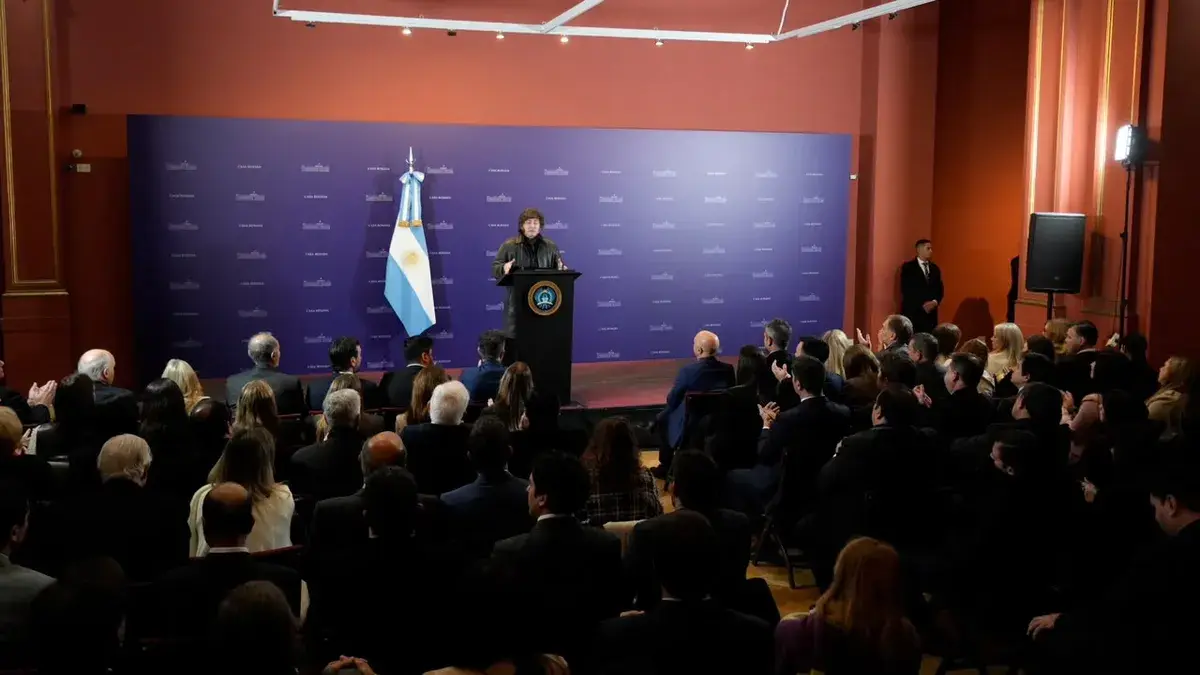 Reunión en Casa Rosada: el discurso de Javier Milei, la reforma del Banco Central y el alivio post Adorni