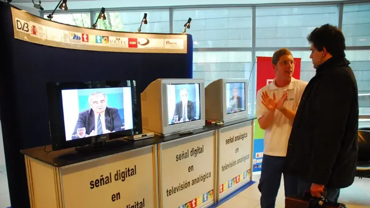 Adiós a la vieja televisión: gobierno anunciará el “apagón analógico” después del Mundial