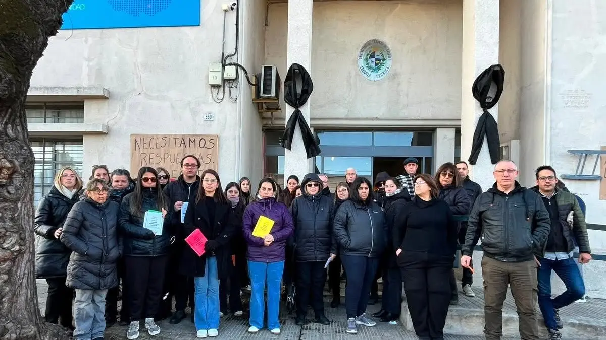 Funcionarios de la Escuela Técnica de Minas reclaman respuestas ante muertes relacionadas a salud mental