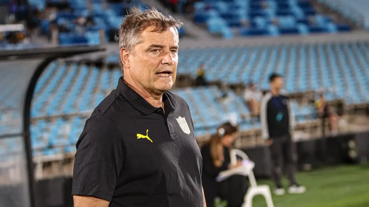 Diego Aguirre está feliz porque está todo arreglado con el primer refuerzo de Peñarol para la segunda parte de la temporada