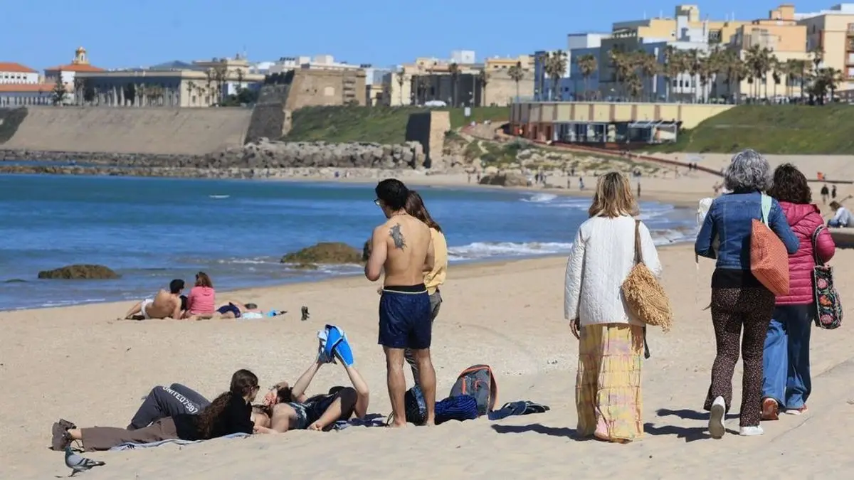 España busca superar los 100 millones de visitantes en 2026 y Madrid se consolida en el turista de Latinoamérica
