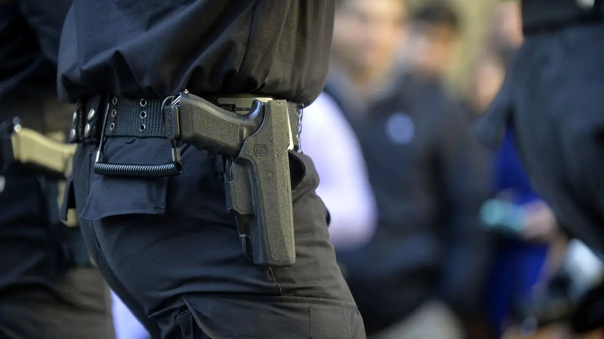 Otro policía baleado esta semana en Montevideo: qué se sabe del ataque ocurrido durante una rapiña en Punta de Rieles