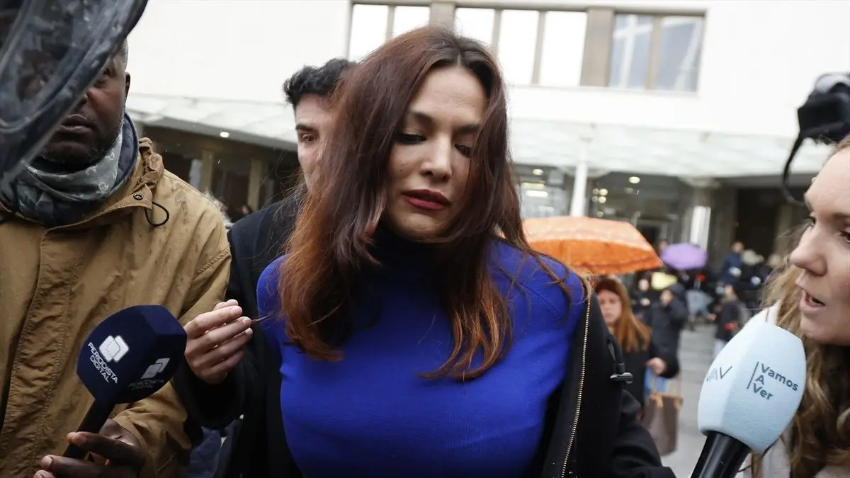 Elisa Mouliaá, complicada: de la denuncia a Errejón a la orden de detención por no comparecer frente al juez