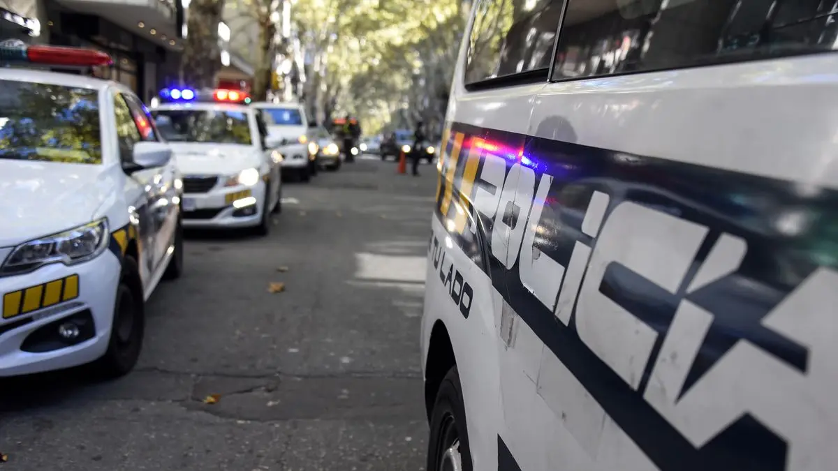 Tras consulta en el Parlamento por “masacre” en el Cerro, Negro dijo que Plan Más Barrio es un programa de “vivienda” que no tendrá “impacto inmediato”